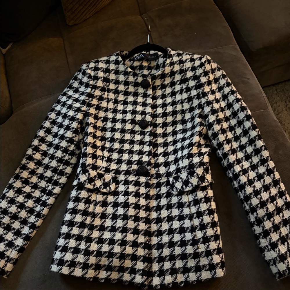 Zara Black and White Houndstooth Blazer Jacket